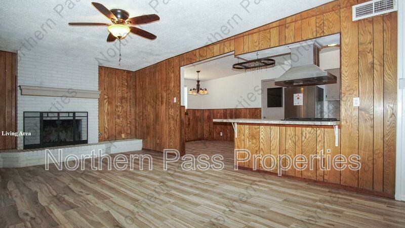 9304 Lait Dr - Photo 4 of 27