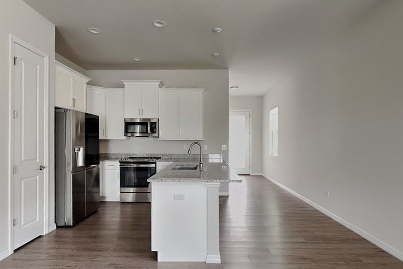 3109 King Palm Dr - Photo 3 of 15