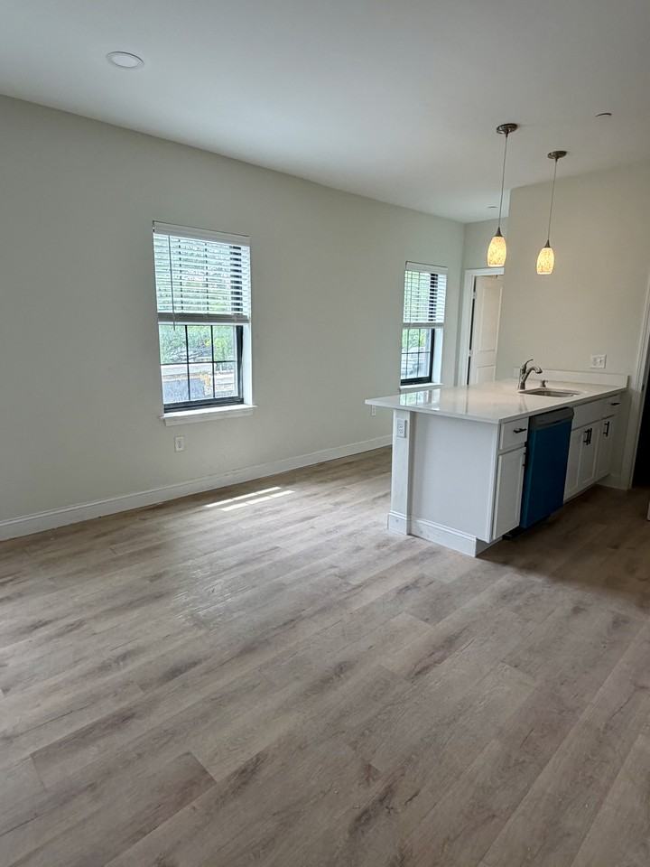 Massachusetts Ave. & Medford #206 - Photo 3 of 16