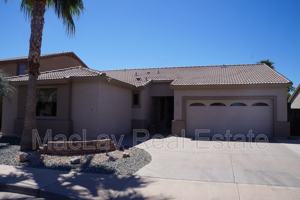 featured image of 203 W Cedar Dr