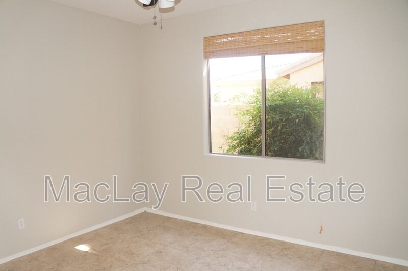 203 W Cedar Dr - Photo 4 of 16