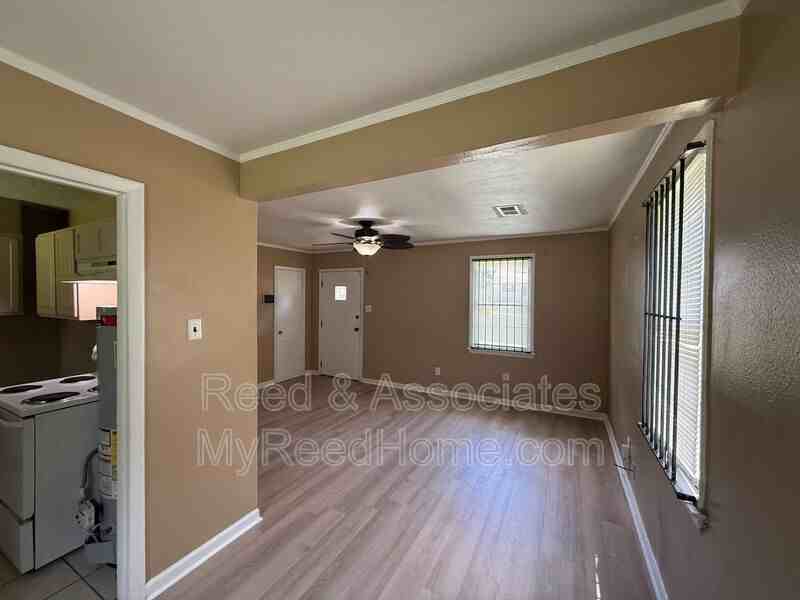 3209 Winslow Rd - Photo 5 of 14