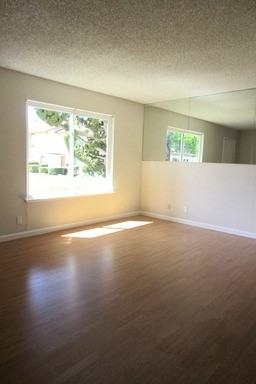 2290 Meadowgate Way - Photo 2 of 7