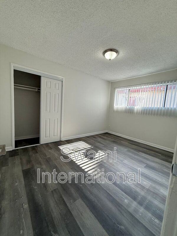 13612 1/2 Doty Ave - Photo 7 of 22