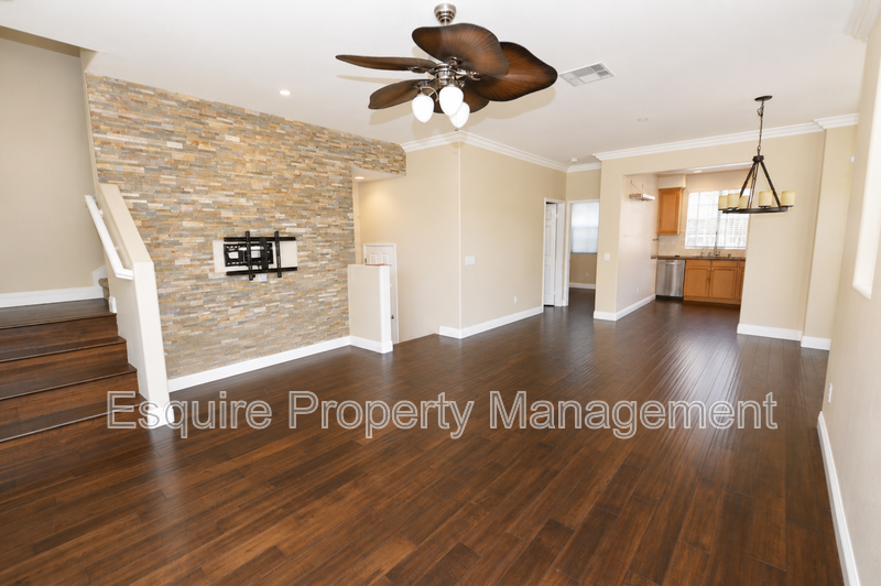 2337 Chapel Dr #9 - Photo 3 of 22