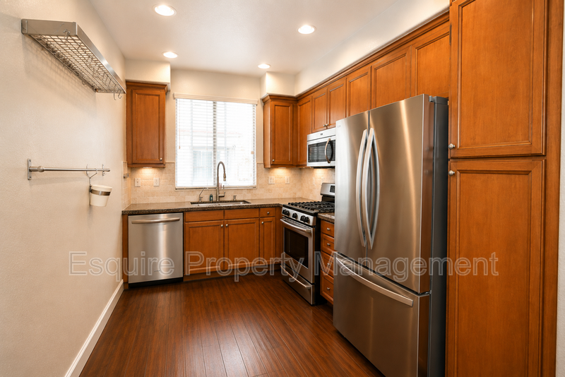 2337 Chapel Dr #9 - Photo 5 of 22
