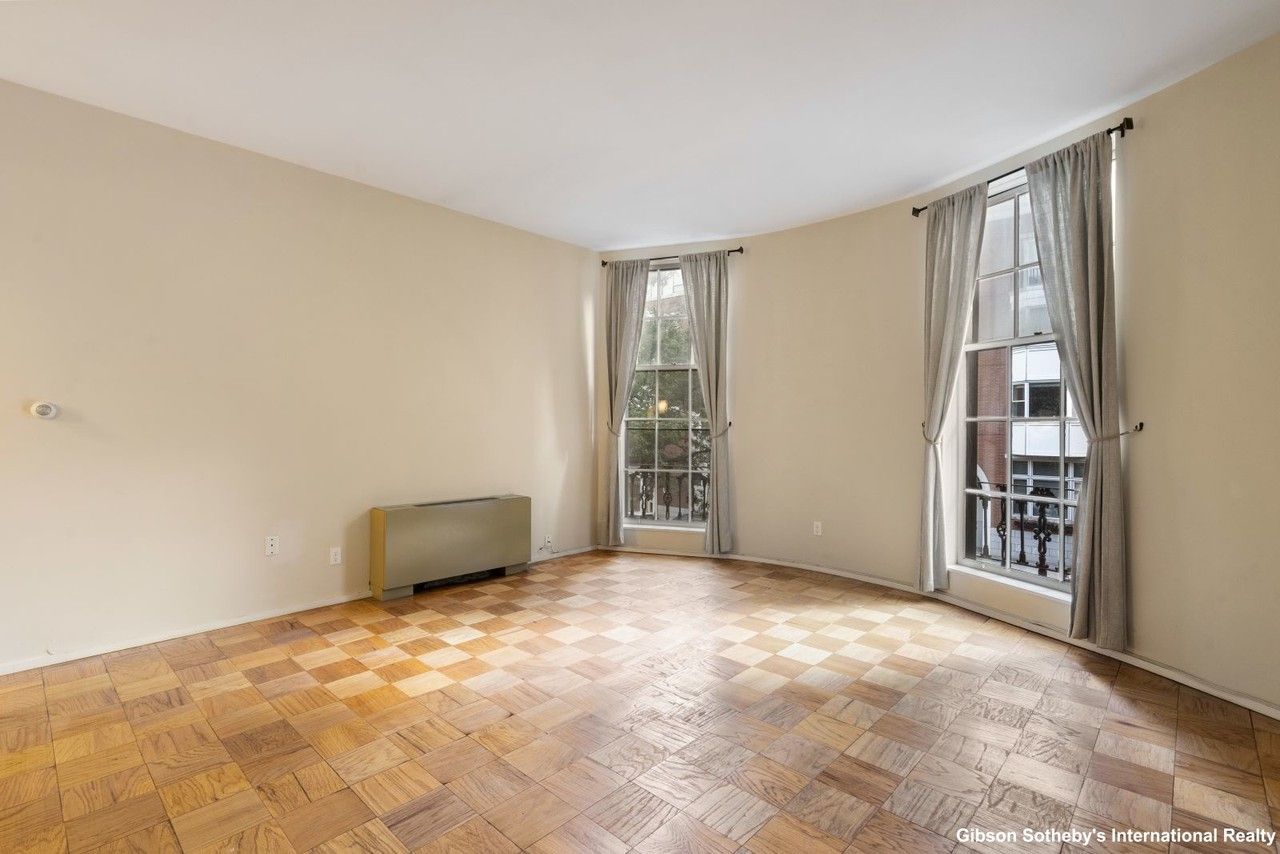 27 Bowdoin St #2B - Photo 3 of 16