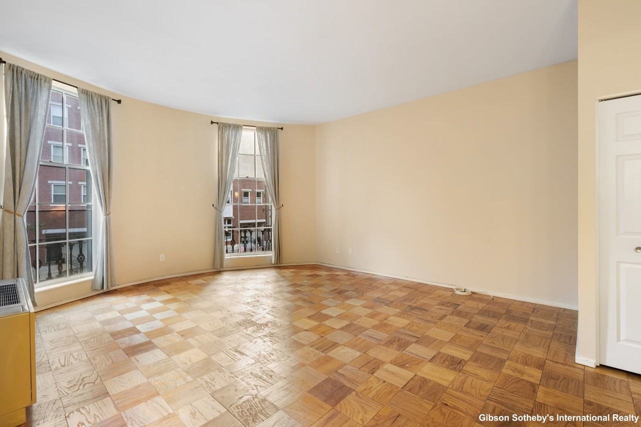 27 Bowdoin St #2B - Photo 4 of 16