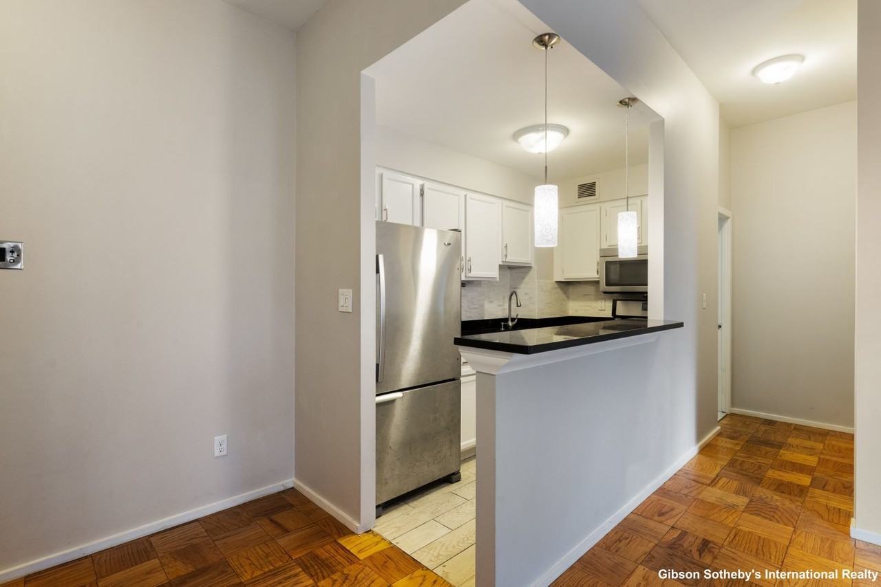 27 Bowdoin St #2B - Photo 7 of 16