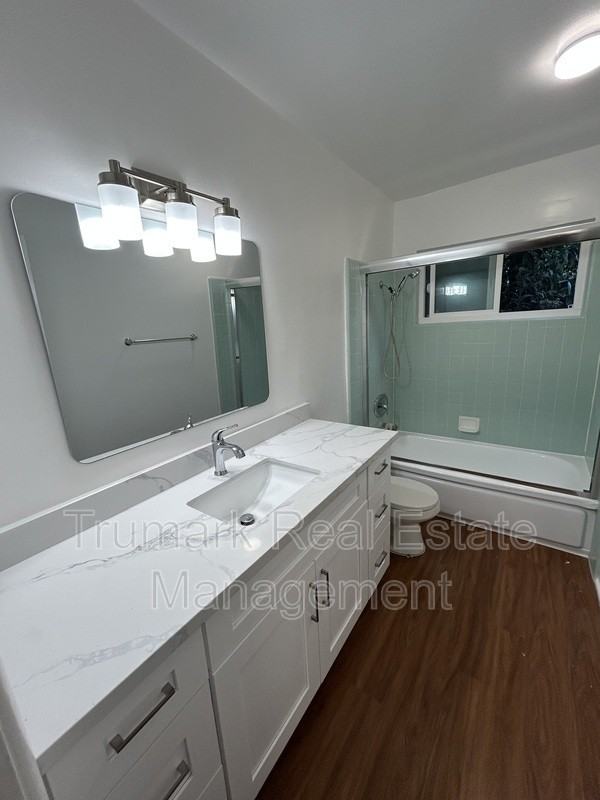 555 Palm Dr #A - Photo 7 of 8
