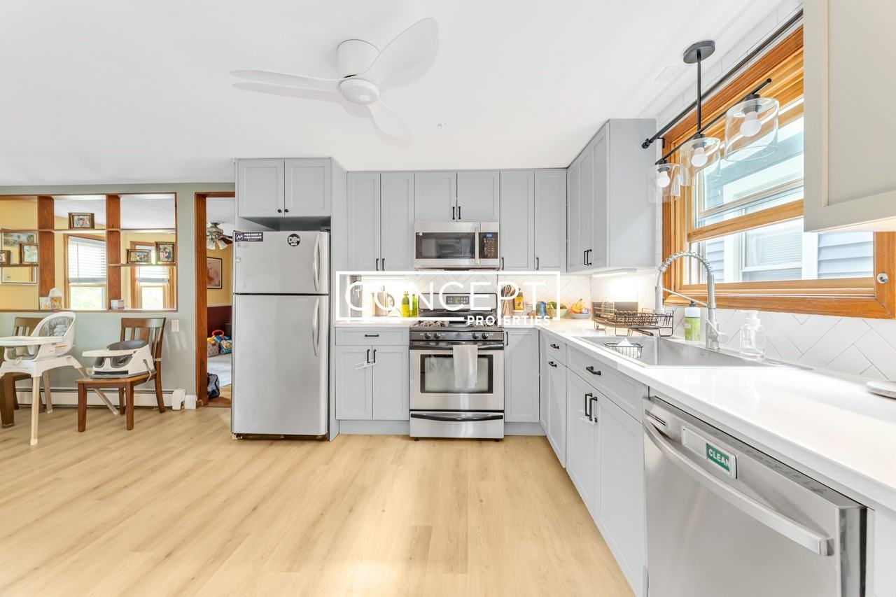 26 Ventura St #2 - Photo 3 of 28