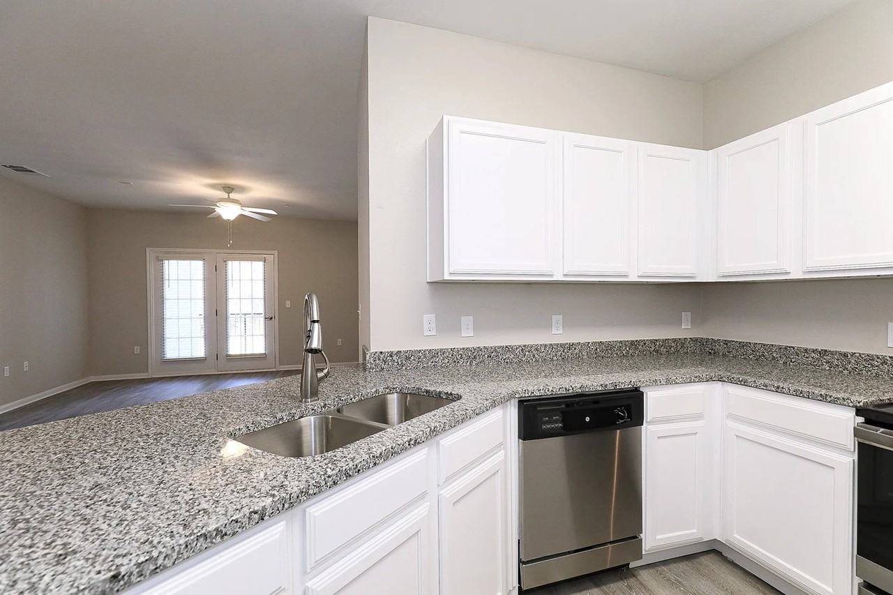 5755 W Rayford Rd #LAL3 - Photo 4 of 21
