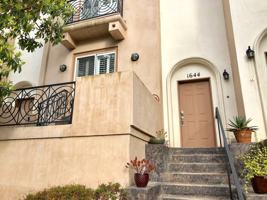 featured image of 1644 Gramercy Ave