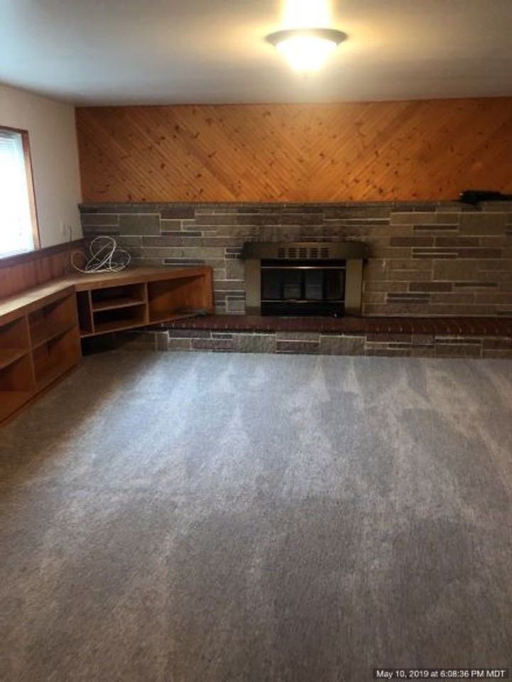 2021 Snyder Ave - Photo 2 of 11
