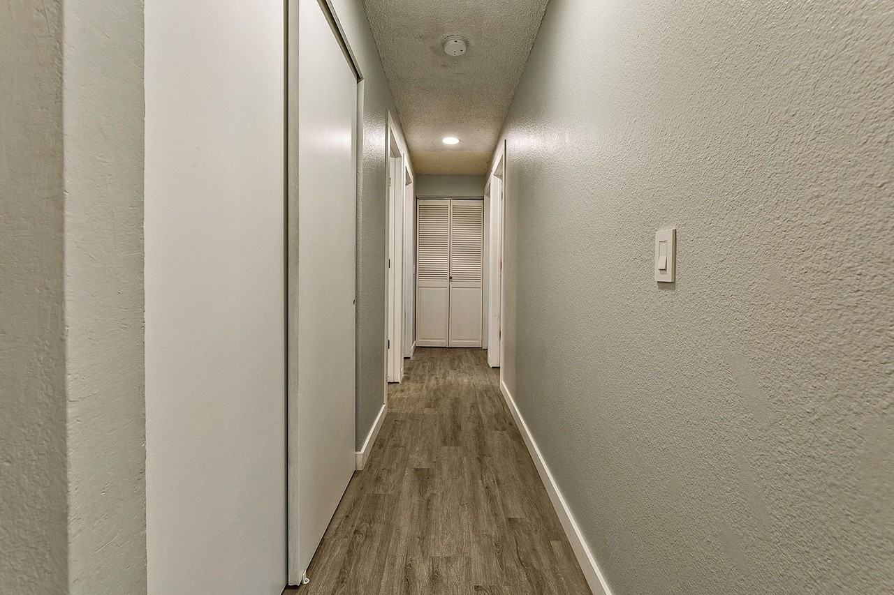1309 Deerbrush Dr Se - Photo 3 of 19