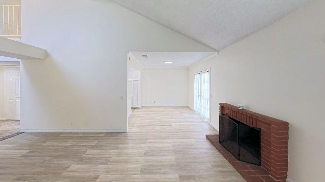 1617 Toyon Pl - Photo 6 of 20