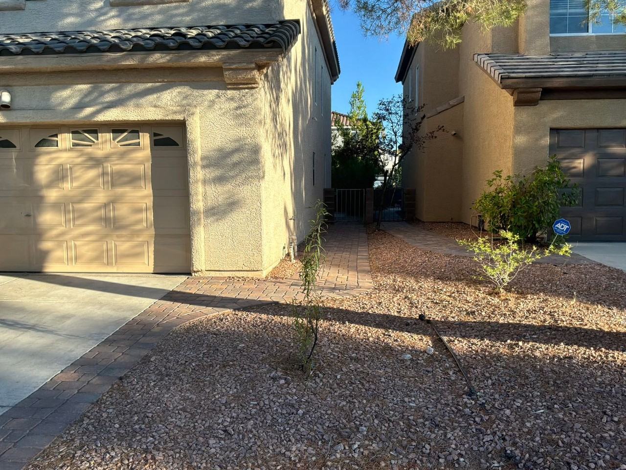 10021 Calabasas Ave - Photo 4 of 11