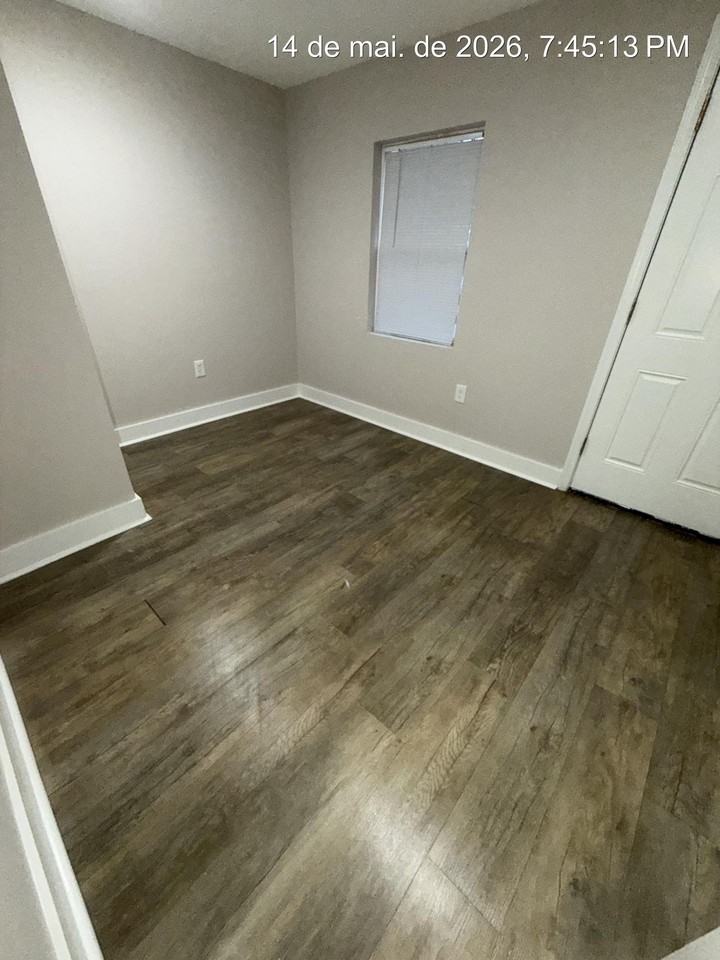 615 Malcolm X Ave Se - Photo 3 of 12