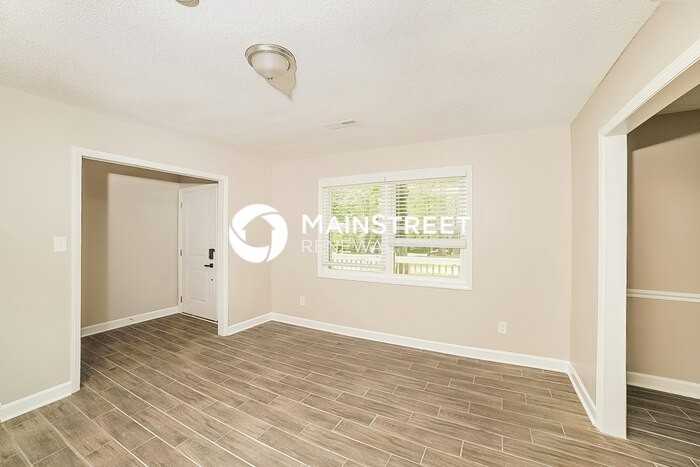 129 Westridge Rd - Photo 3 of 16