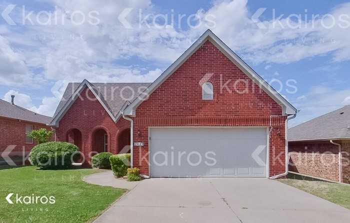 2421 Arbor Dr