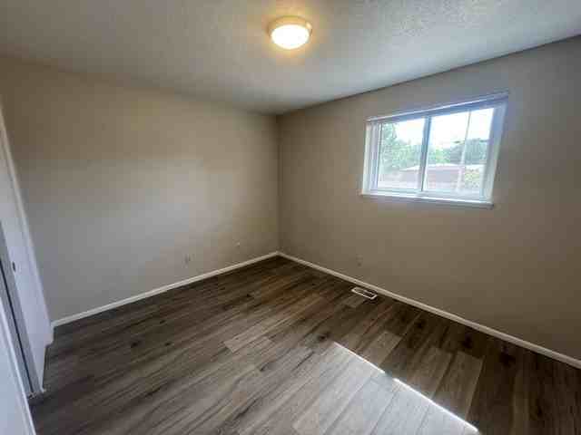 2077 S Atlantic St - Photo 7 of 17