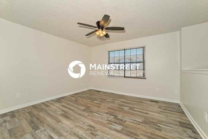5805 Whisper Wood Rd - Photo 2 of 17