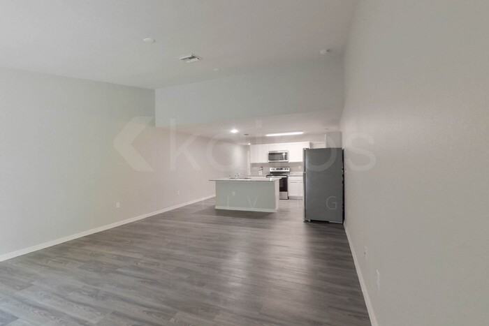 9123 Aegean Cir - Photo 4 of 19