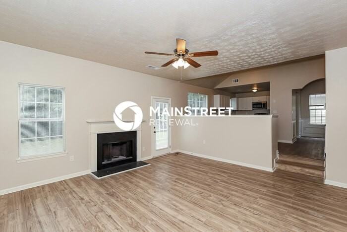2722 S Hills - Photo 2 of 18