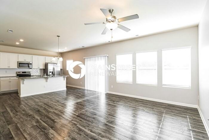 12114 Old Dulin Farms Way - Photo 4 of 18