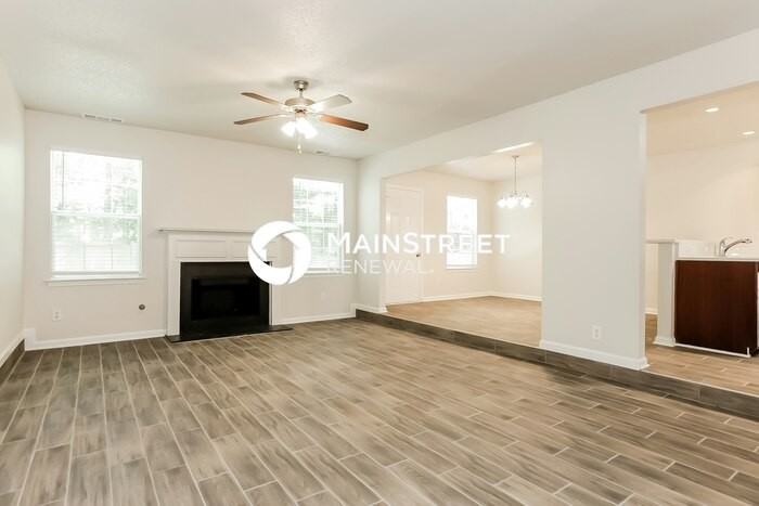 201 Baywood Xing - Photo 2 of 17