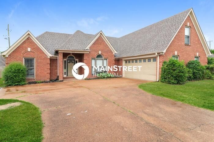 9261 Sarsen Dr - Photo 2 of 17
