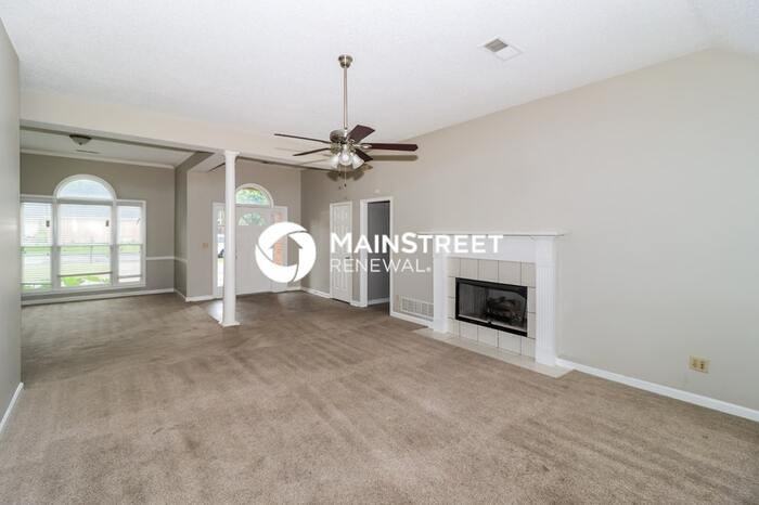 9261 Sarsen Dr - Photo 6 of 17