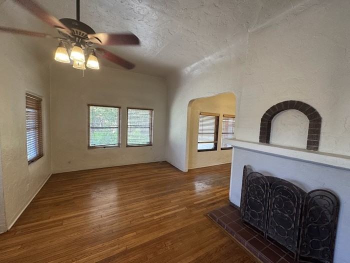 1445 E Flower St - Photo 5 of 26
