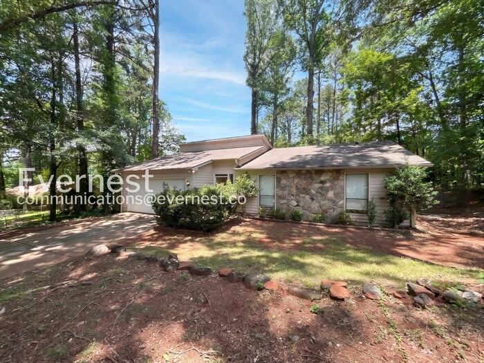 1515 Captain Thomas Ct - Photo 4 of 28