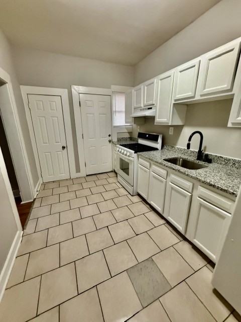 3099 Wolcott Ave - Photo 3 of 19