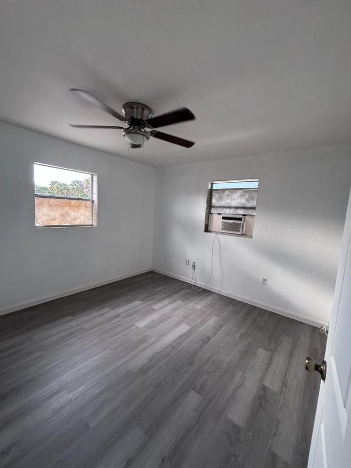 2139 Washington Street - Photo 7 of 14