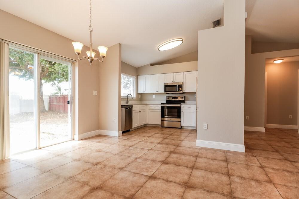 13244 Prestwick Dr - Photo 6 of 16