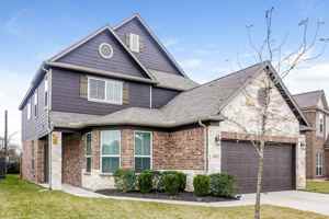 featured image of 19011 Woodland Leaf Ln