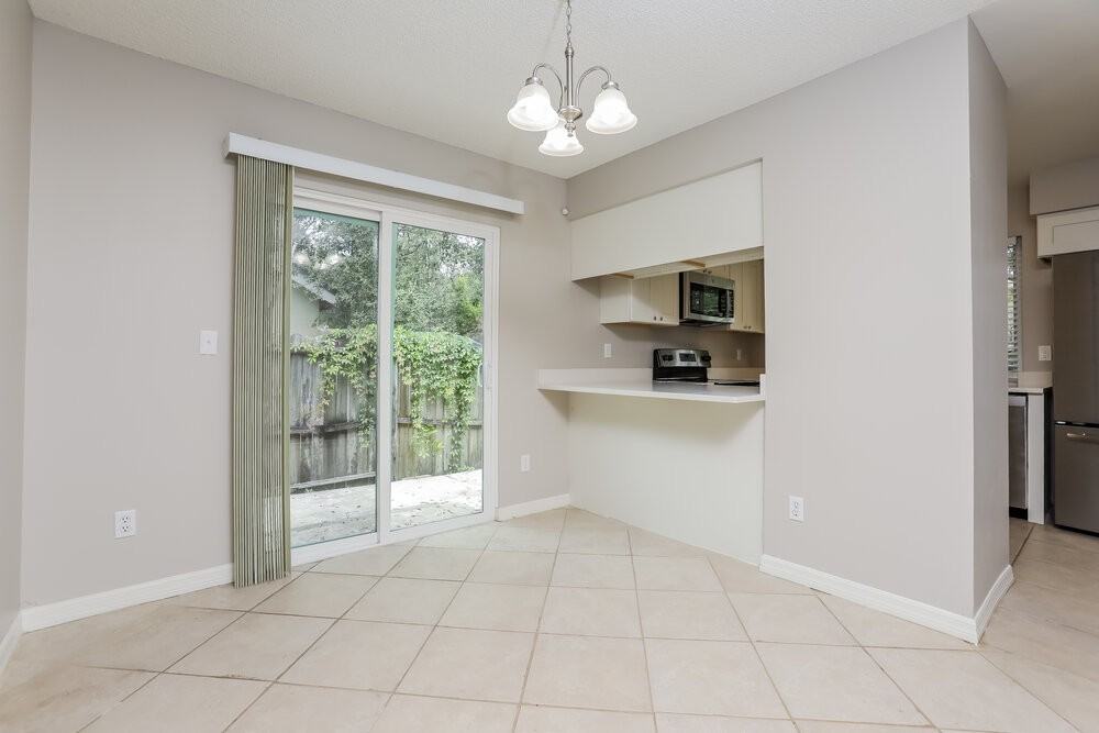 1833 Iroquois Dr - Photo 5 of 16