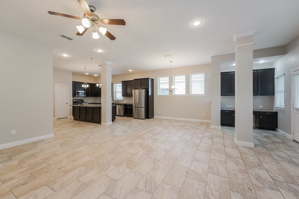 415 Rocky Briar Ct - Photo 6 of 16
