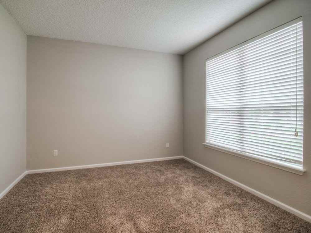 16380 Bamboo Bluff Ct - Photo 3 of 15