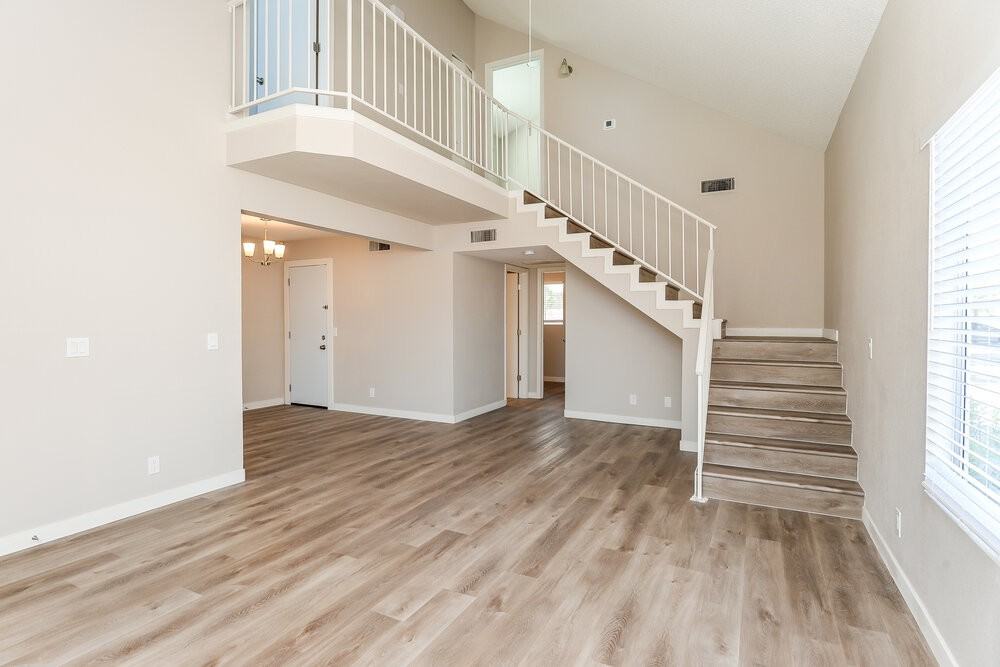 235 N 22nd Pl #556 - Photo 5 of 17