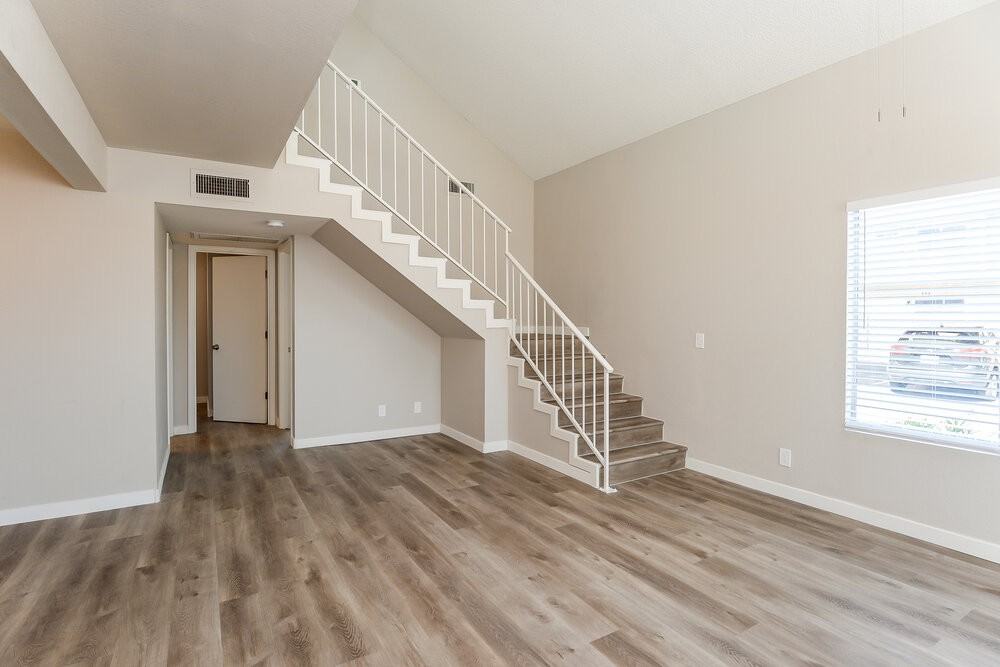 235 N 22nd Pl #556 - Photo 7 of 17