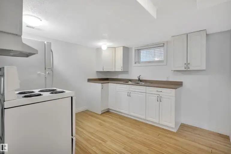 10843 64 Ave Nw #BS - Photo 3 of 18