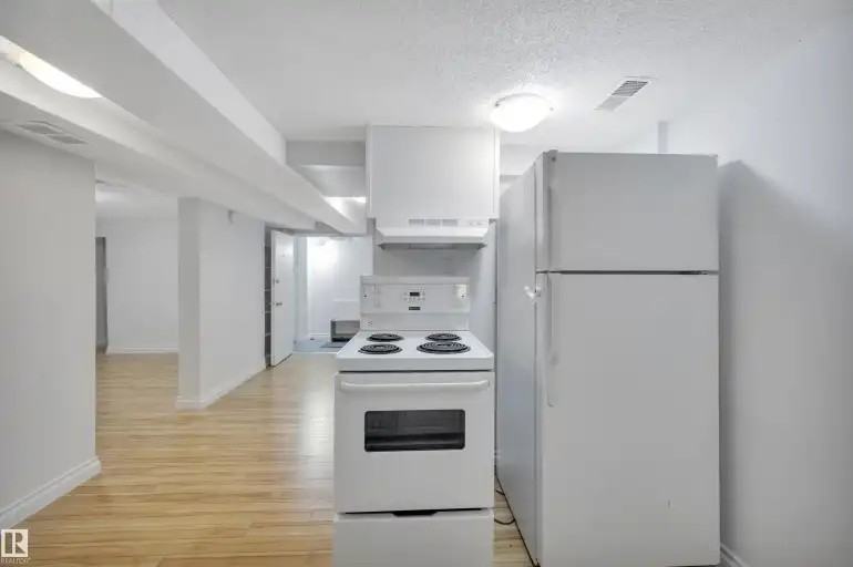 10843 64 Ave Nw #BS - Photo 4 of 18