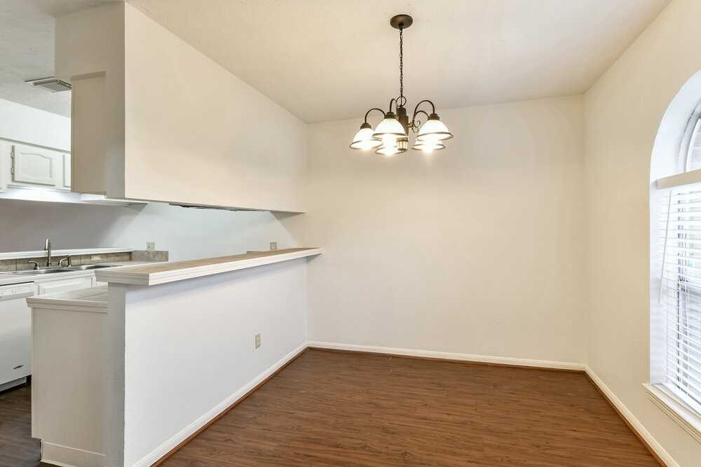 6527 La Violetta Dr - Photo 4 of 15