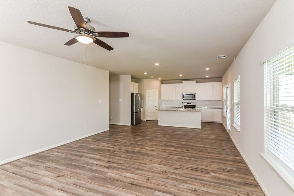 13211 Braxon Pass - Photo 5 of 17