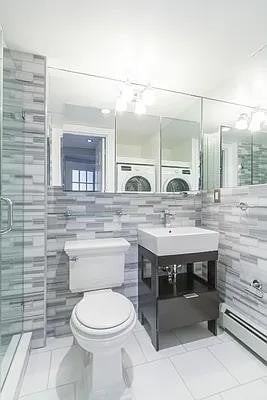 E 5th St #E2 - Photo 5 of 20