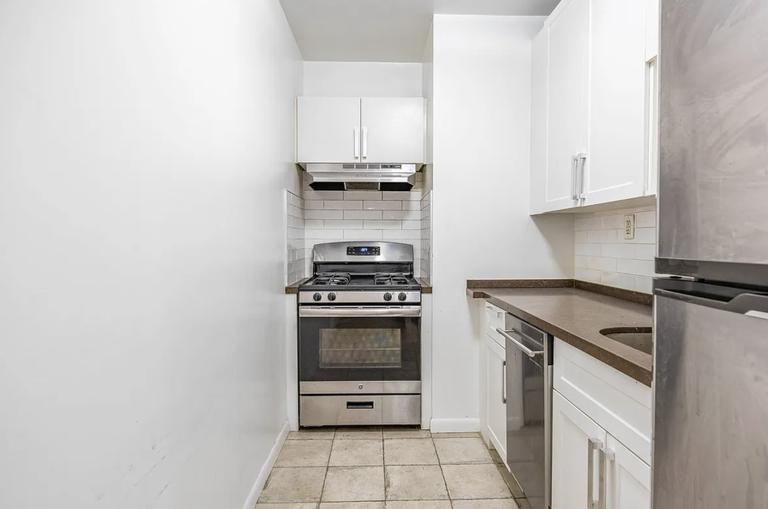 Fulton St #8A - Photo 2 of 5