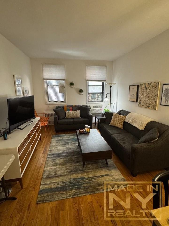 171 E 77th St #2B